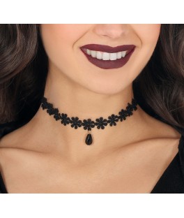 Collier brodee fleurs noir