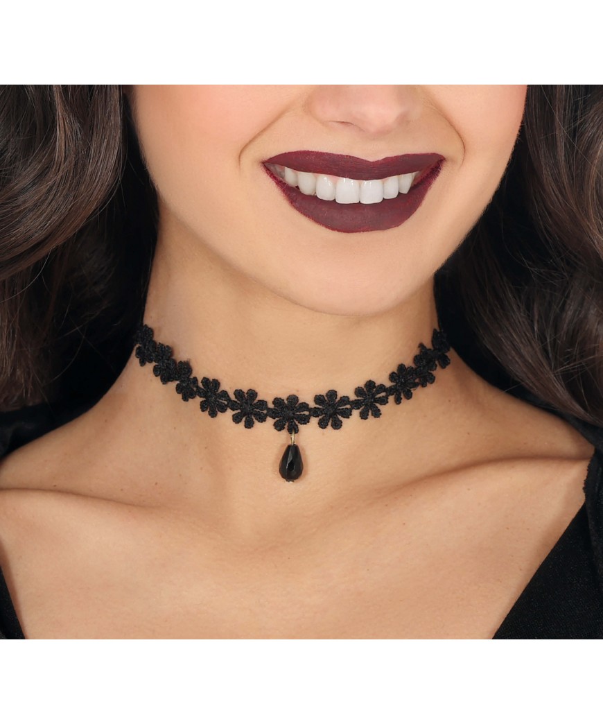 Collier brodee fleurs noir