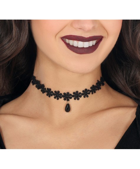 Collier brodee fleurs noir